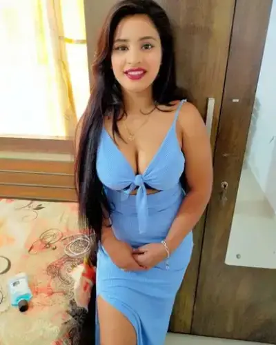Parasia Escorts