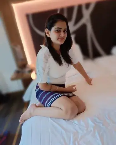 Escort Service In Parasia